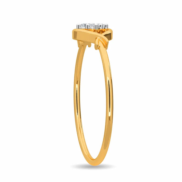 Astraea Ring – Celestial-Inspired 18K Gold Diamond Fashion Ring